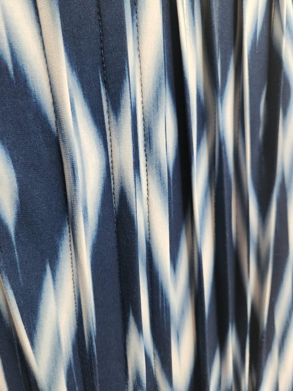 Calvin Klein Blue And White Pleated Shift Dress - Picture 2 of 7